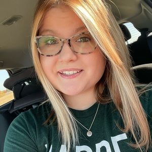 Meet your Posher, Kady